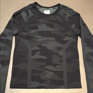 Athleta Girl’s Camouflage Long Sleeve Athletic Top Size L/12
